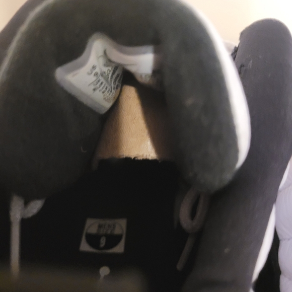 Jordan 12 taxi golf cleats men's 9 women's 10.5 - Picture 5 of 8